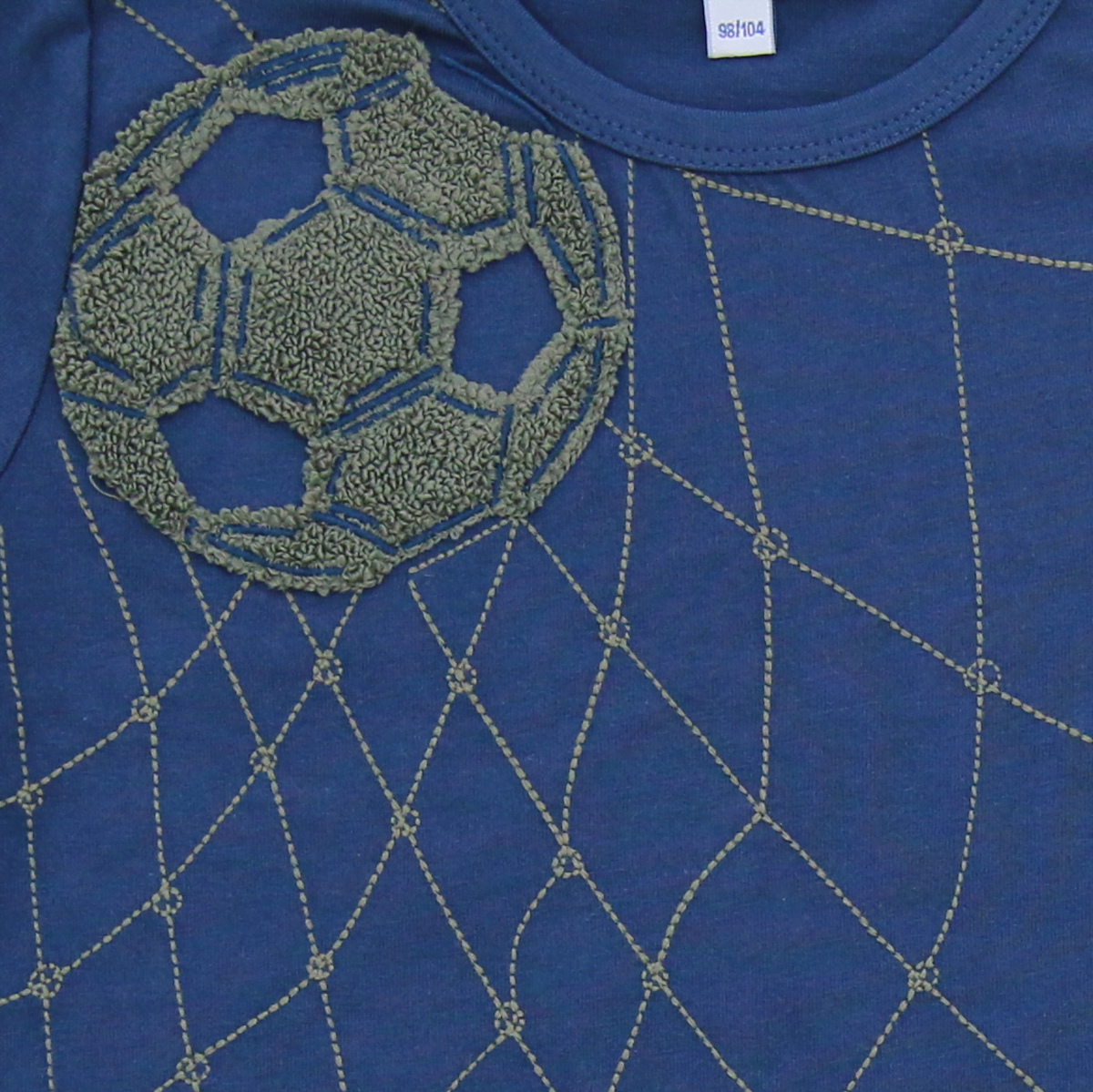 Shirt mit Bouclé Fußballstickerei in midnight